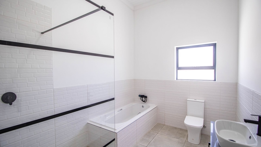 4 Bedroom Property for Sale in Atlantic Sands Private Estate Western Cape